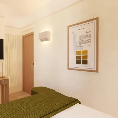 Le Cardinal 4* Paris