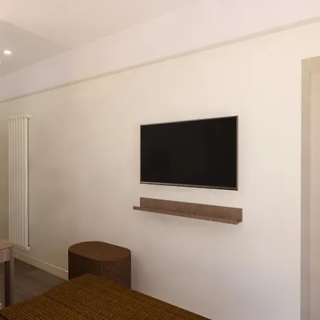 Hotel Le Cardinal 4*