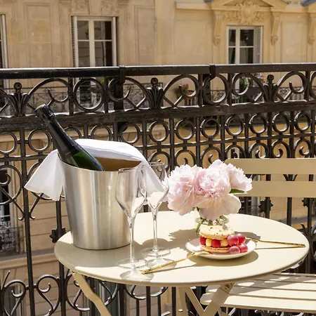 Le Cardinal Hotell 4*