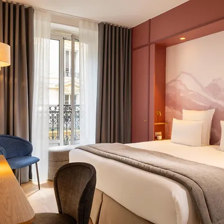 Hotell Le Cardinal 4*