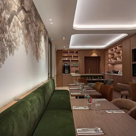 Hotel Le Cardinal 4*