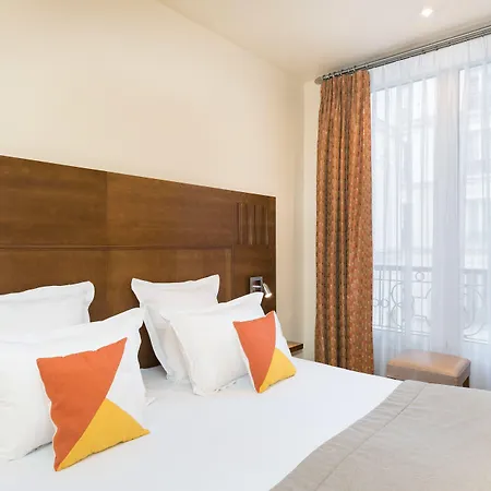 Hotell Le Cardinal Paris