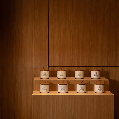 Le Cardinal Paříž