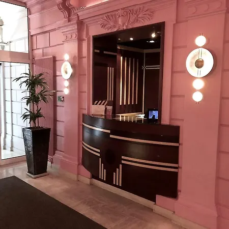 Le Cardinal Paris