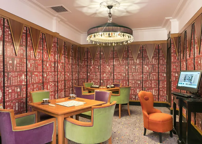 Hotel Le Cardinal 4*